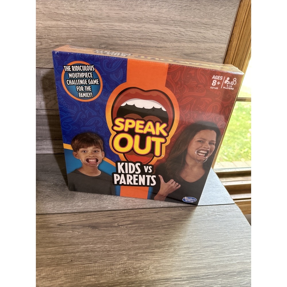 Hasbro Speak Out Kids vs Parents Mouthpiece Challenge Family Game C3145 NEW